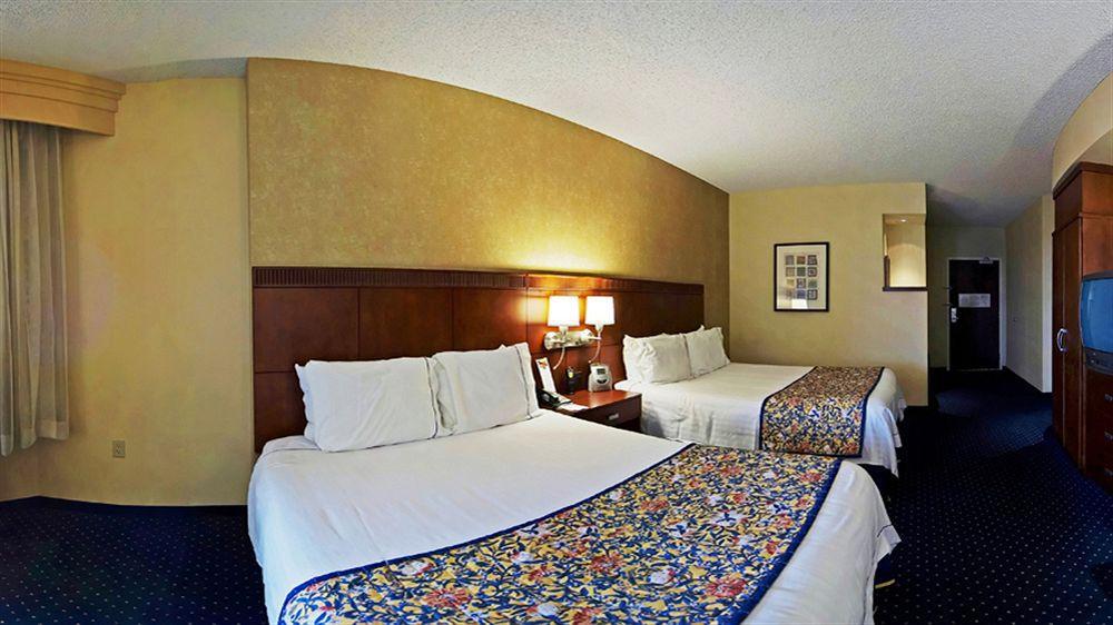 Courtyard By Marriott Oklahoma City Downtown Eksteriør billede
